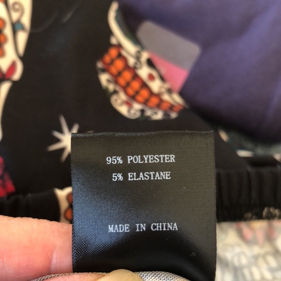 Loveu Dear sugar skull capri leggings 3XL - Picture 5 of 6